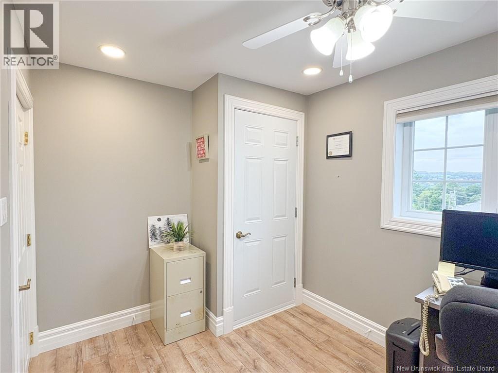 21 Hillcrest Avenue, Hartland, New Brunswick  E7P 1M7 - Photo 35 - NB123999