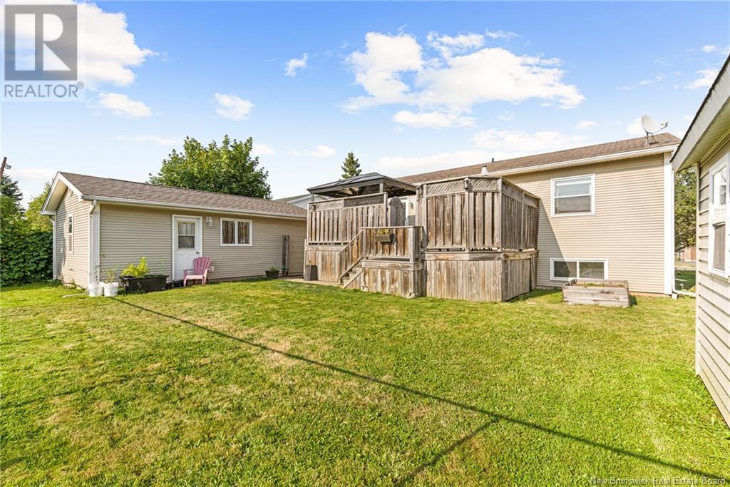 54 Castle, Moncton, New Brunswick  E1A 6M1 - Photo 35 - NB123930