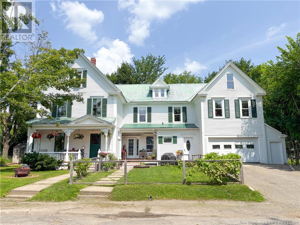 167 Broadway Street, Woodstock, New Brunswick