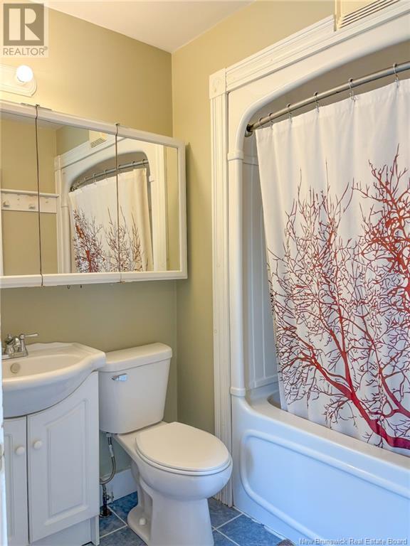 167 Broadway Street, Woodstock, New Brunswick  E7M 1B6 - Photo 32 - NB123832