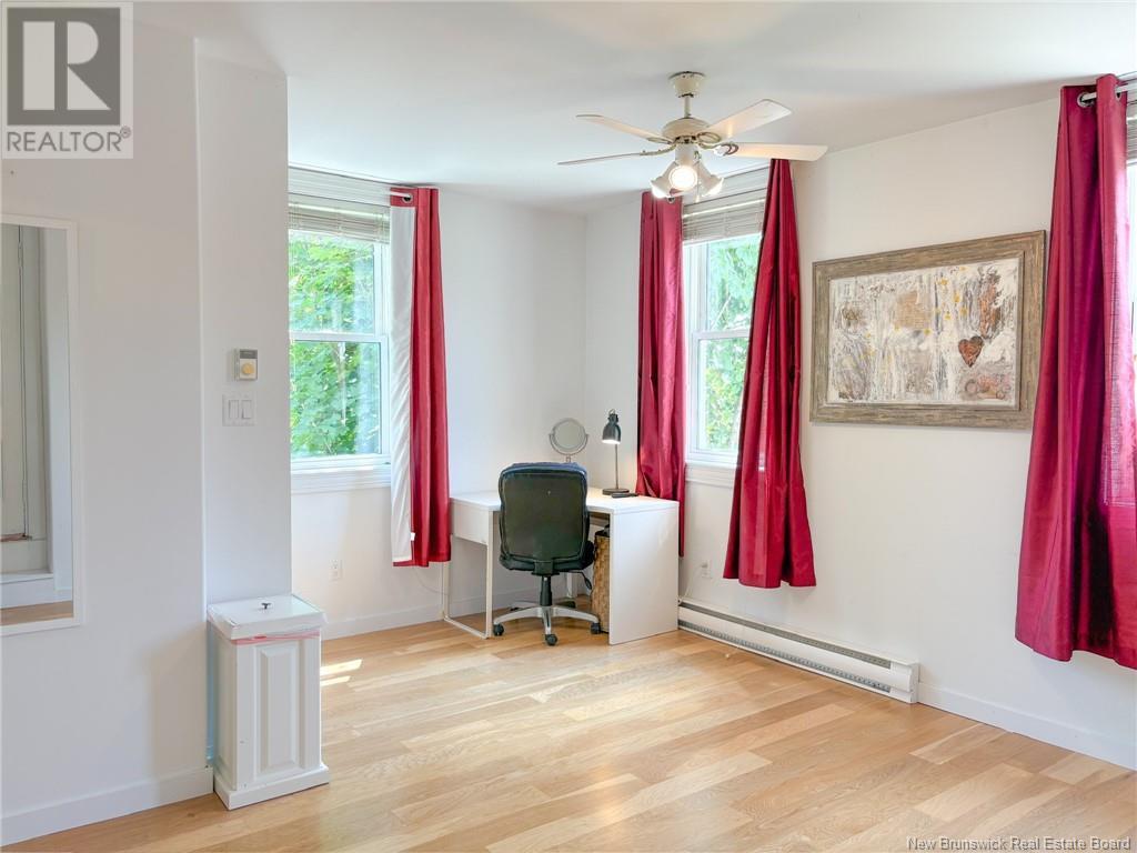 167 Broadway Street, Woodstock, New Brunswick  E7M 1B6 - Photo 36 - NB123832