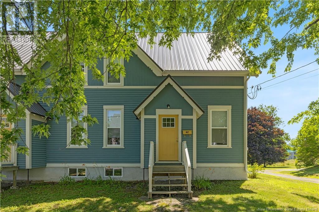 60-62 Queensway Way, St. Stephen, New Brunswick  E3L 1J5 - Photo 4 - NB123940