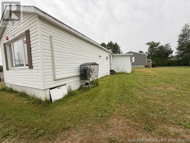717 Des Pionniers Avenue, Balmoral, New Brunswick  E8E 1B3 - Photo 9 - NB124021