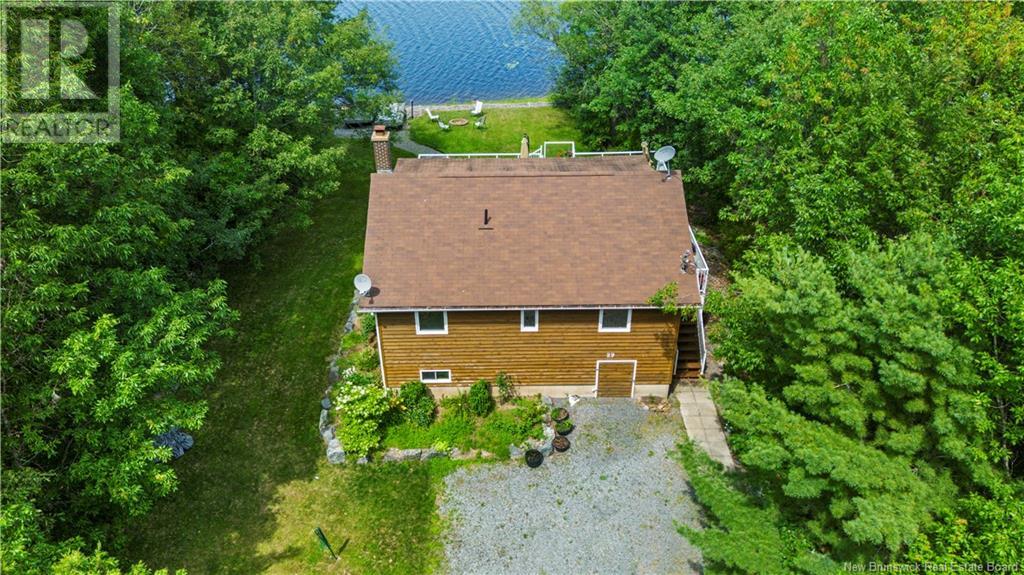 29 Cromwell Road, Cambridge-Narrows, New Brunswick  E2M 7E9 - Photo 2 - NB123837