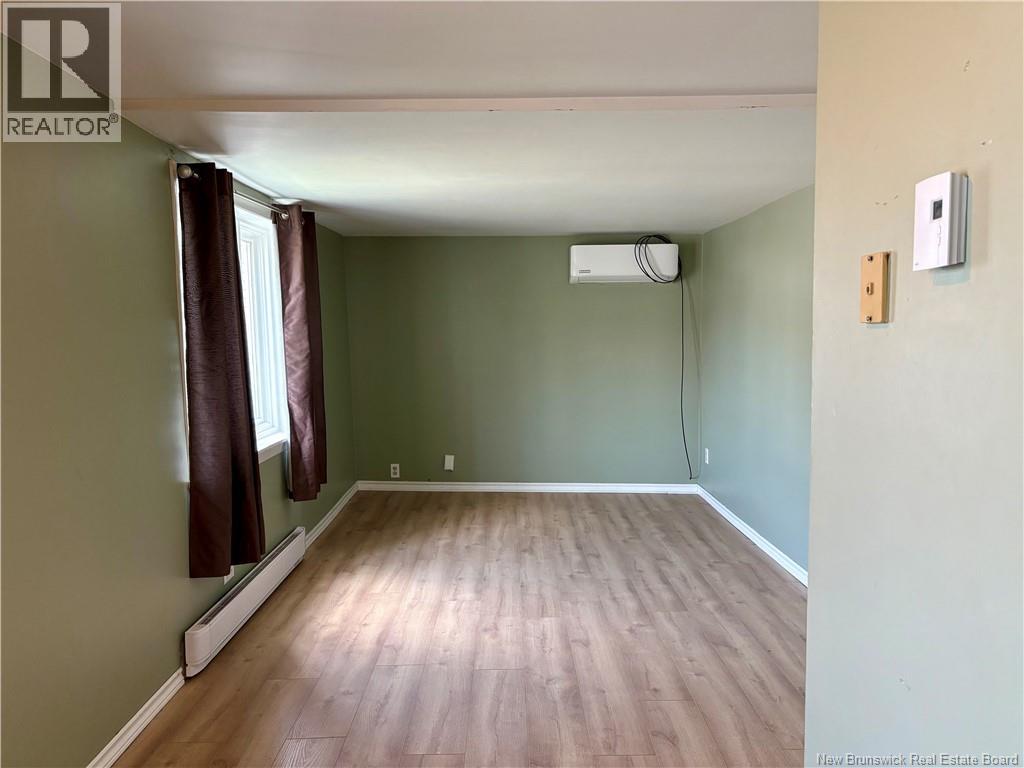 147 Pleasant Street, Grand-Sault/grand Falls, New Brunswick  E3Z 2Y2 - Photo 6 - NB123883