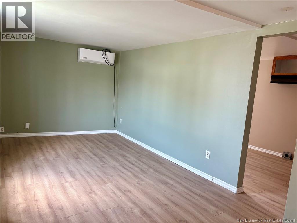 147 Pleasant Street, Grand-Sault/grand Falls, New Brunswick  E3Z 2Y2 - Photo 7 - NB123883