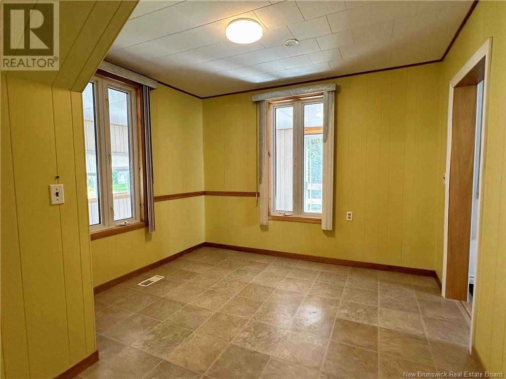20 Roulston Avenue, Plaster Rock, New Brunswick  E7G 2R2 - Photo 18 - NB123454