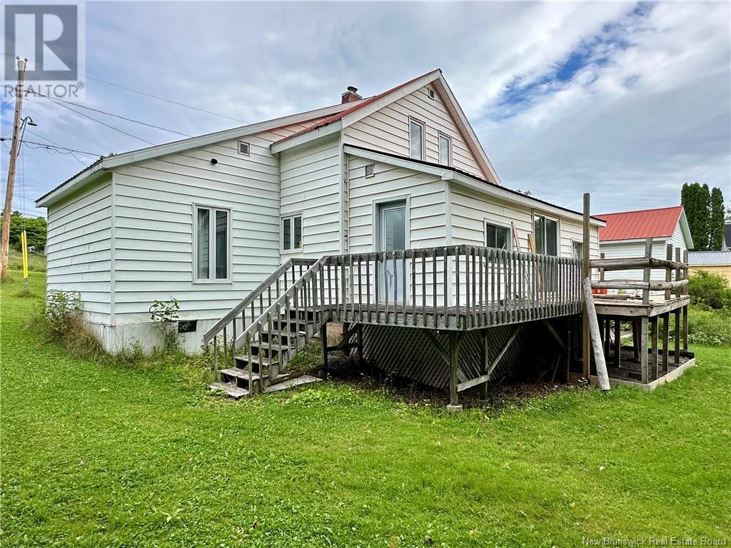 20 Roulston Avenue, Plaster Rock, New Brunswick  E7G 2R2 - Photo 9 - NB123454