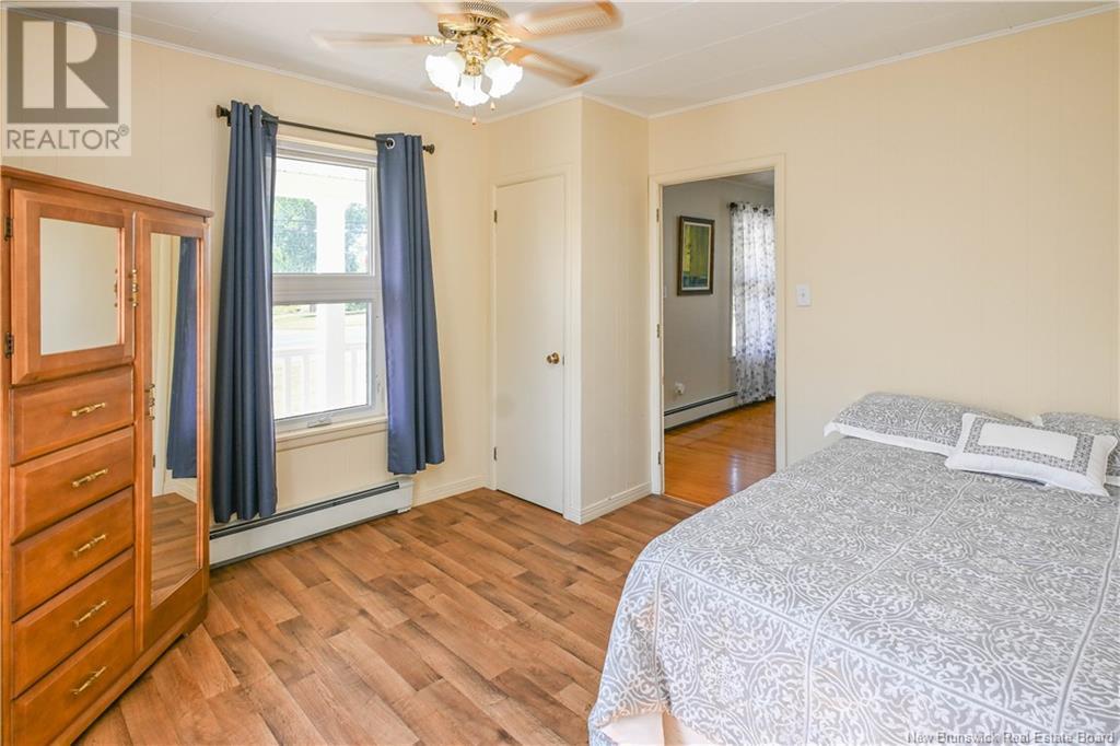 351 Saint-Pierre E. Boulevard, Caraquet, New Brunswick  E1W 1B4 - Photo 22 - NB124098