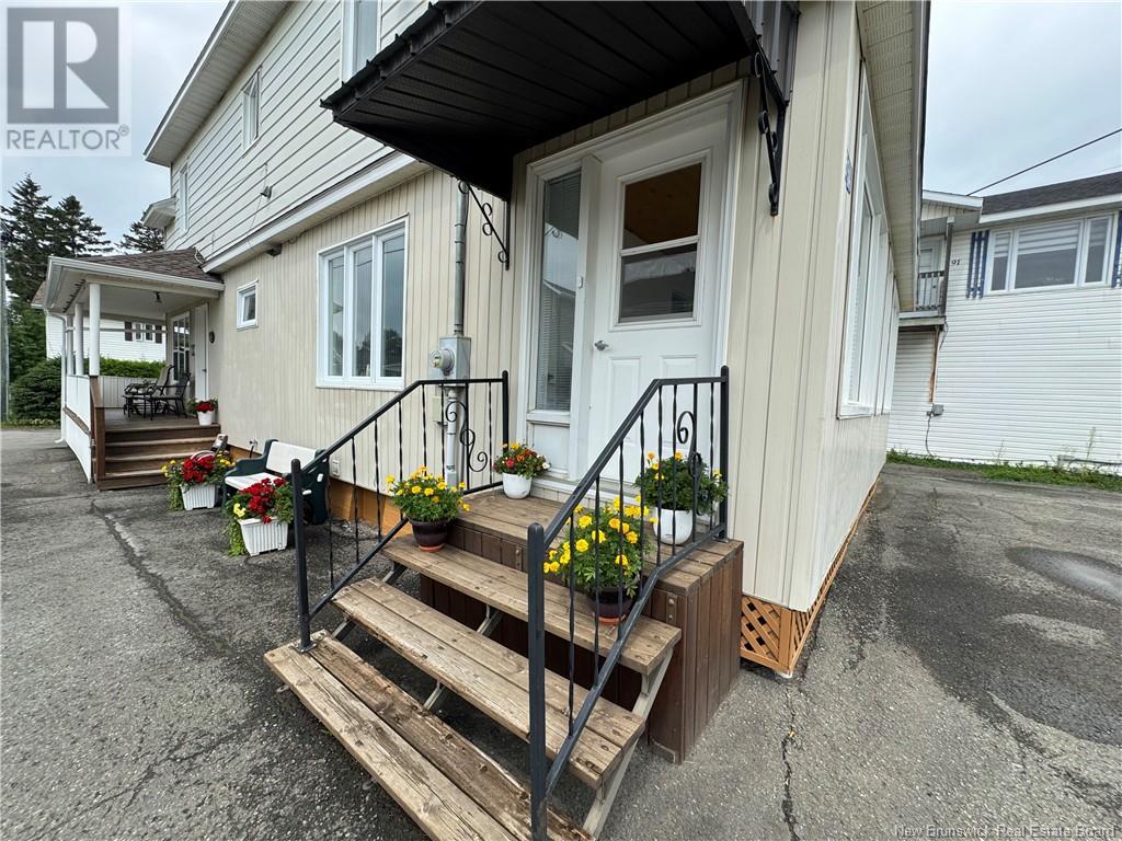 189 Canada Street, Saint-Quentin, New Brunswick  E8A 1J8 - Photo 3 - NB124068