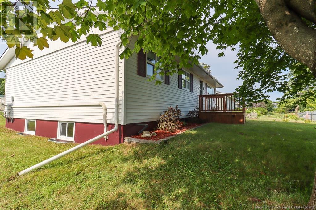 49 Seaward Crescent, Saint John, New Brunswick  E2P 1E5 - Photo 13 - NB124052