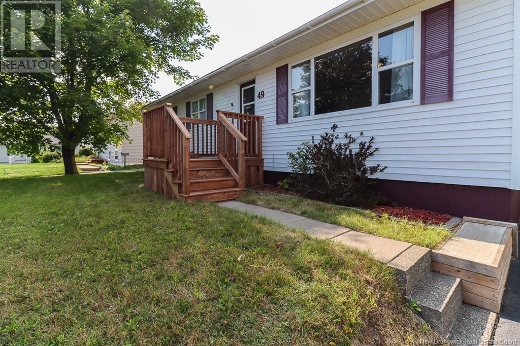 49 Seaward Crescent, Saint John, New Brunswick  E2P 1E5 - Photo 2 - NB124052