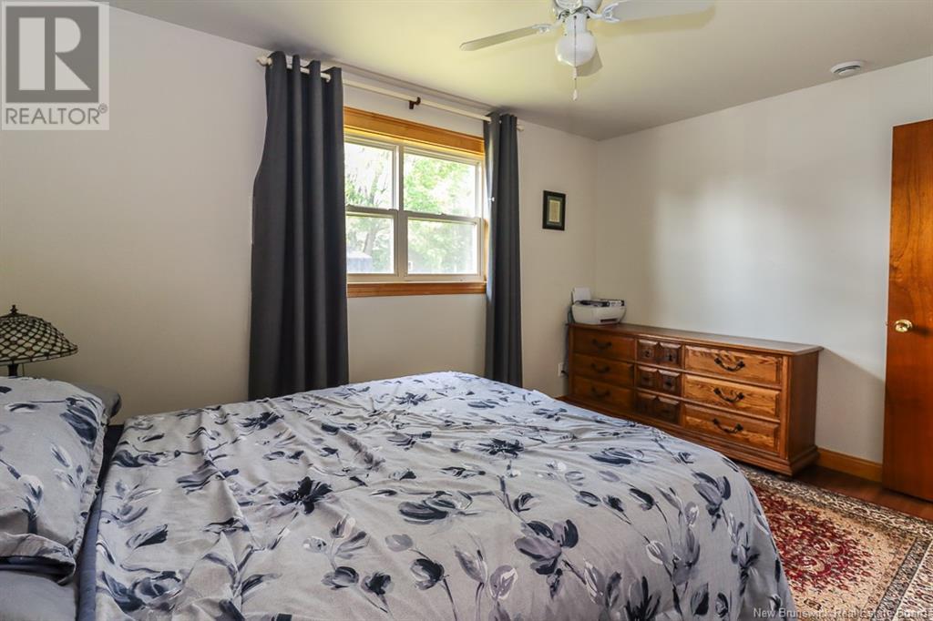 49 Seaward Crescent, Saint John, New Brunswick  E2P 1E5 - Photo 32 - NB124052