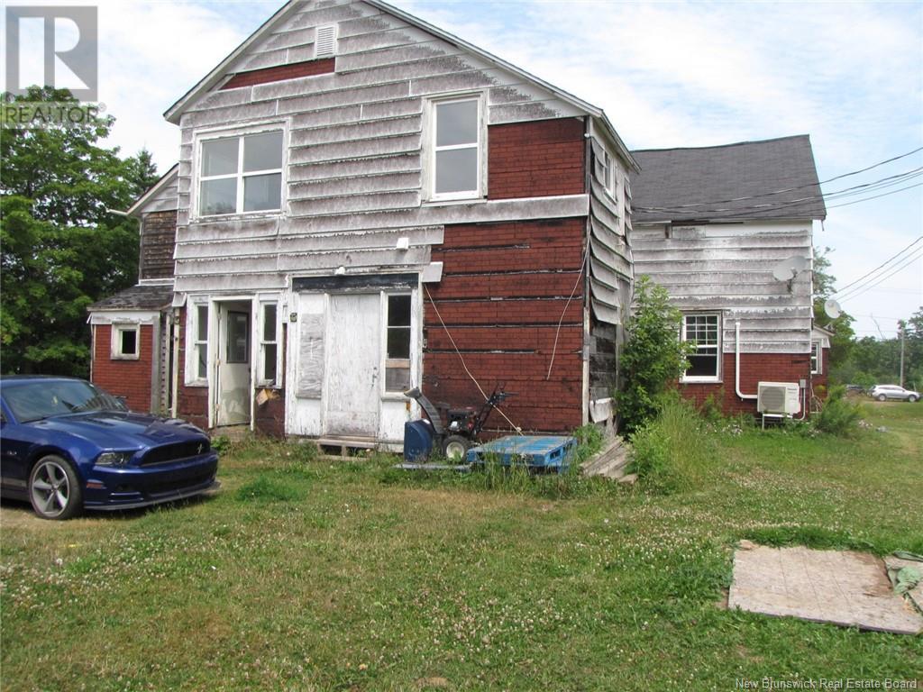 5031 Main Street, Dorchester, New Brunswick  E4K 2X7 - Photo 5 - NB124133