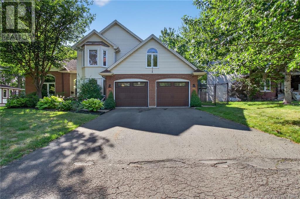 20 White Oak Terrace, Moncton, New Brunswick