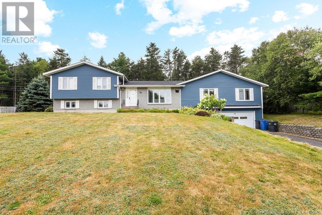 10 Cedar Street, Miramichi, New Brunswick  E1N 3M8 - Photo 2 - NB120882