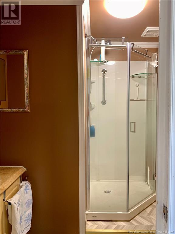 12 Mountain View, Campbellton, New Brunswick  E3N 3K9 - Photo 17 - NB124082