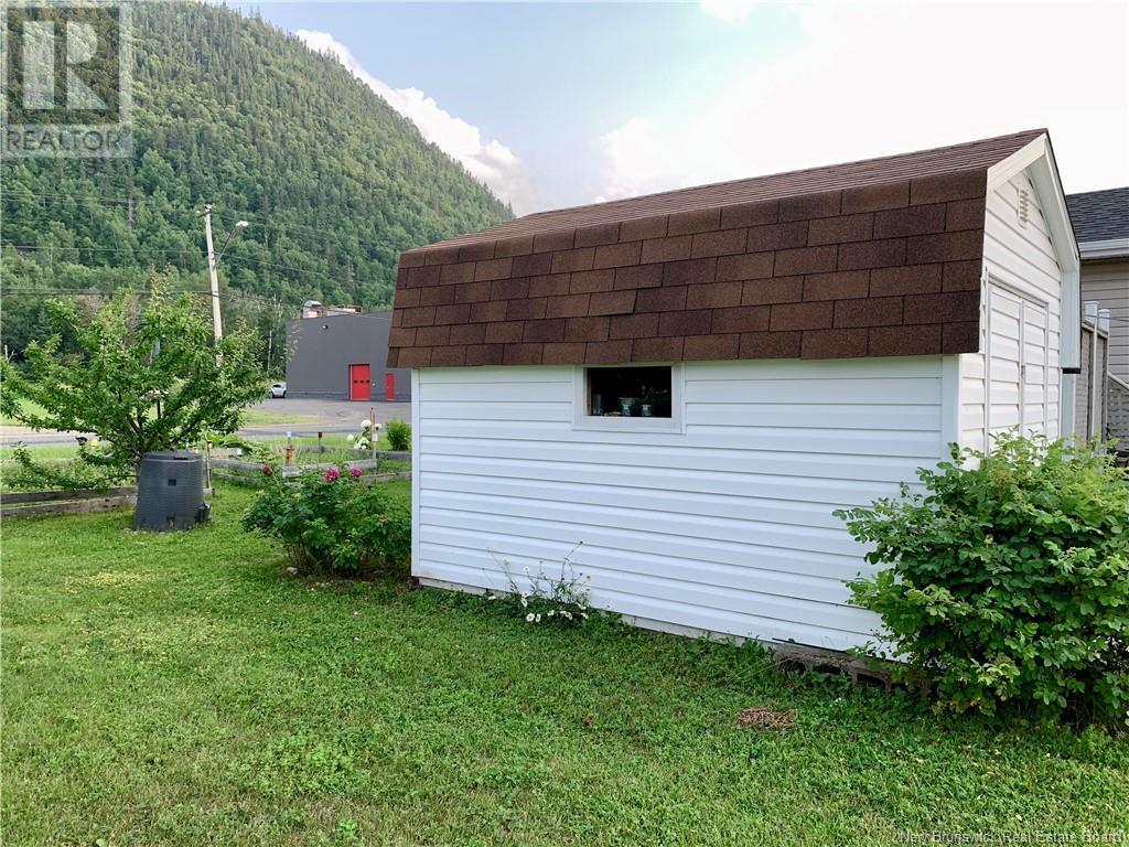 12 Mountain View, Campbellton, New Brunswick  E3N 3K9 - Photo 22 - NB124082