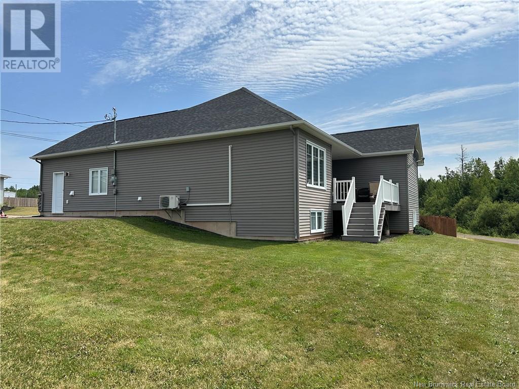 252 Lady Russell Street, Moncton, New Brunswick  E1E 0G1 - Photo 5 - NB122939