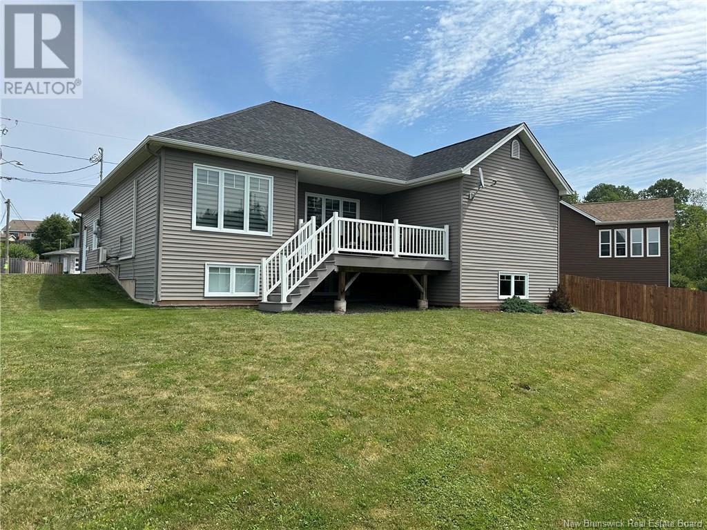 252 Lady Russell Street, Moncton, New Brunswick  E1E 0G1 - Photo 6 - NB122939