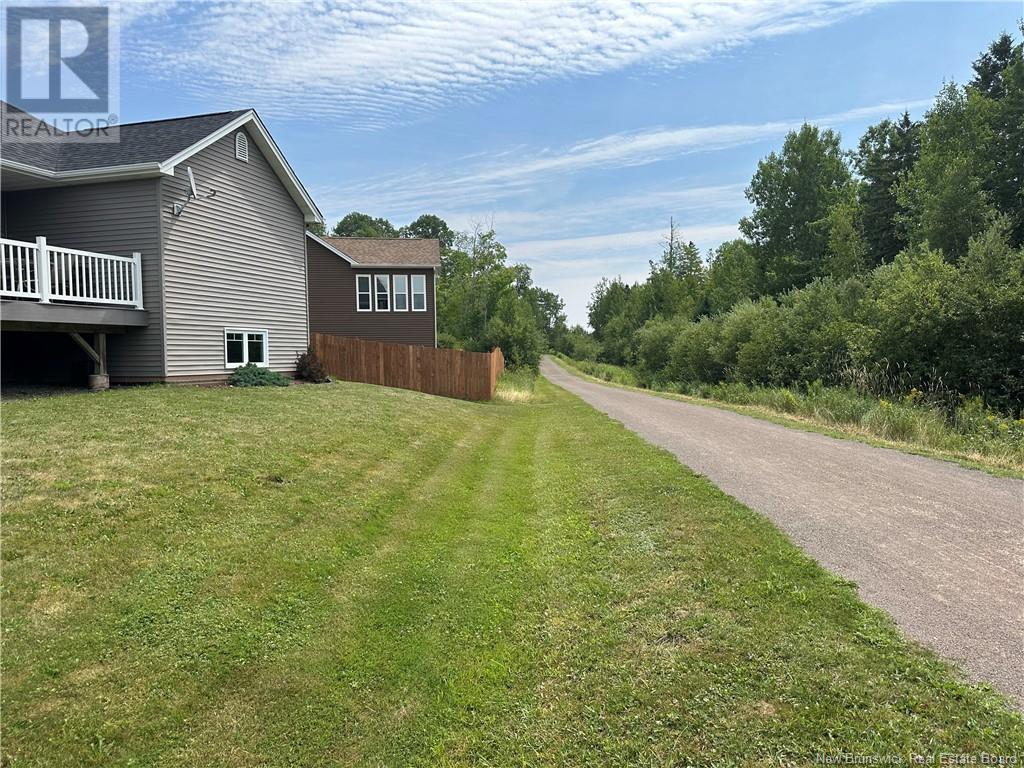 252 Lady Russell Street, Moncton, New Brunswick  E1E 0G1 - Photo 7 - NB122939