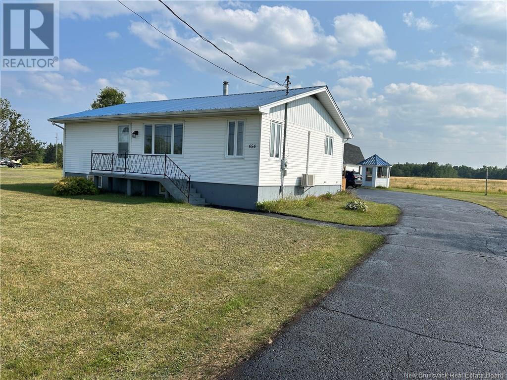 654 Route 355, Sainte-Rose, New Brunswick  E1X 2W9 - Photo 2 - NB124039