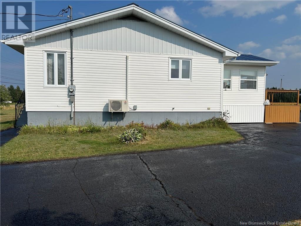 654 Route 355, Sainte-Rose, New Brunswick  E1X 2W9 - Photo 3 - NB124039
