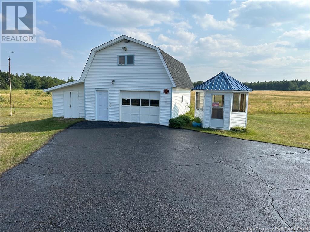 654 Route 355, Sainte-Rose, New Brunswick  E1X 2W9 - Photo 33 - NB124039