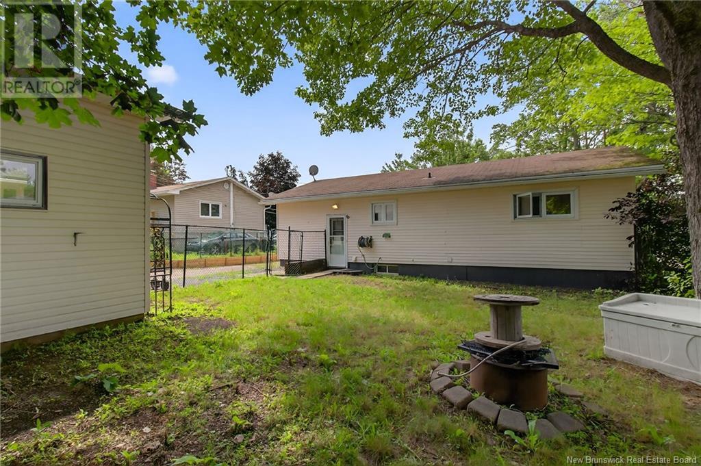 212 Ogden Drive, Riverview, New Brunswick  E1B 2S4 - Photo 3 - NB124147