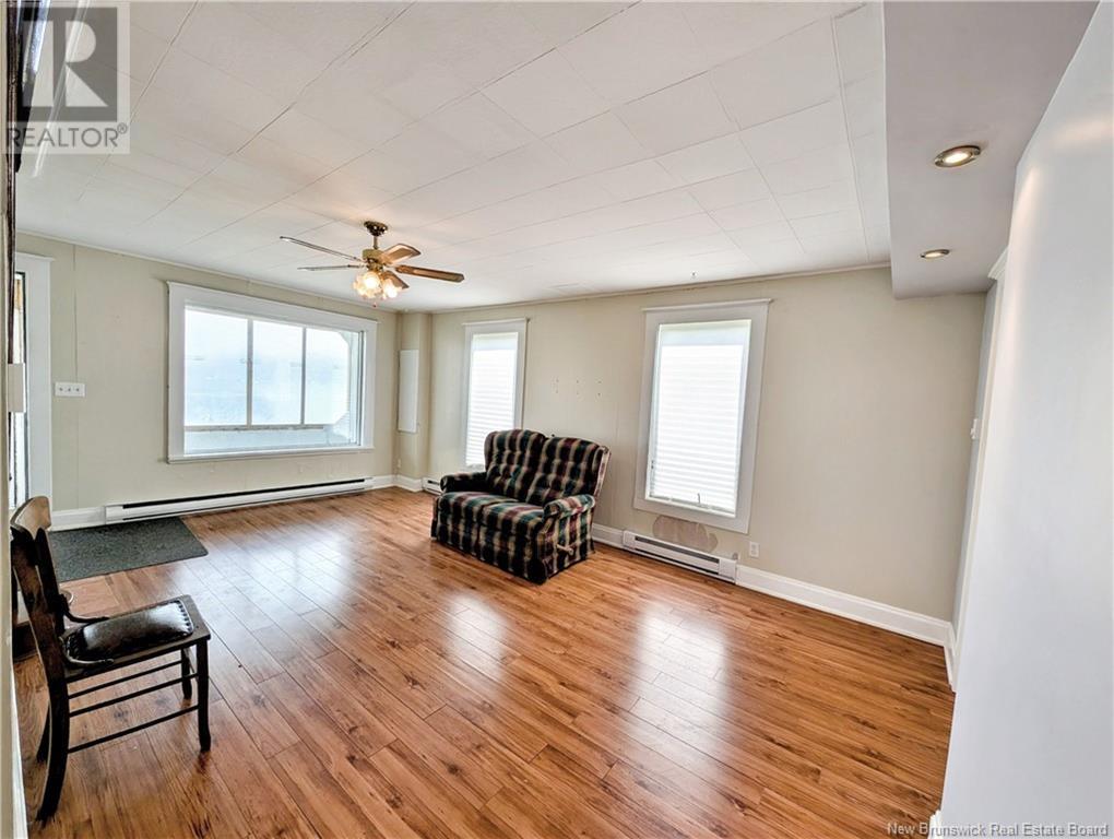 7761 Rue Saint-Paul, Bas-Caraquet, New Brunswick  E1W 6C1 - Photo 2 - NB124189
