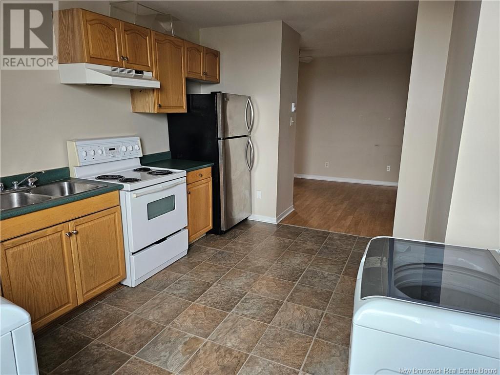 593 Main Street, Sussex, New Brunswick  E4E 7H5 - Photo 11 - NB124219