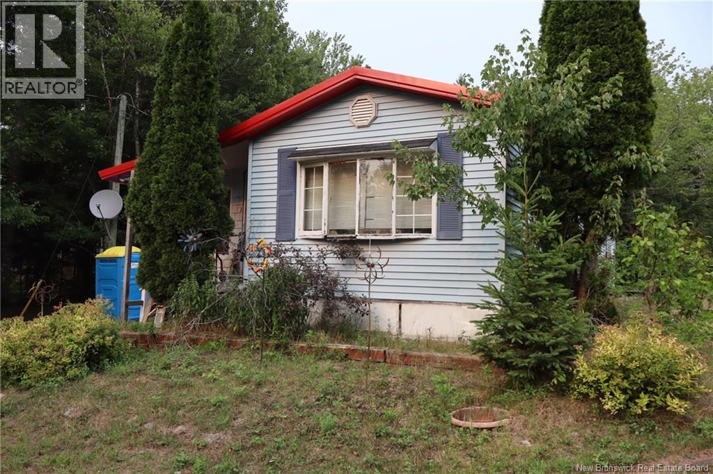 916 Sanatorium Road, Moncton, New Brunswick  E4J 1X8 - Photo 4 - NB124260