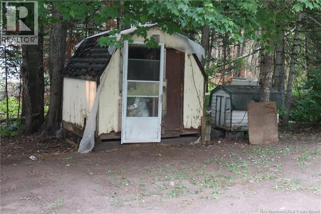 916 Sanatorium Road, Moncton, New Brunswick  E4J 1X8 - Photo 9 - NB124260
