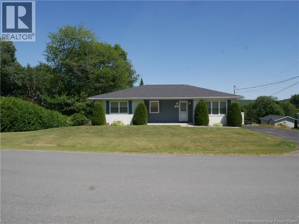 124 Creighton Street, Woodstock, New Brunswick  E7M 1N3 - Photo 11 - NB124252
