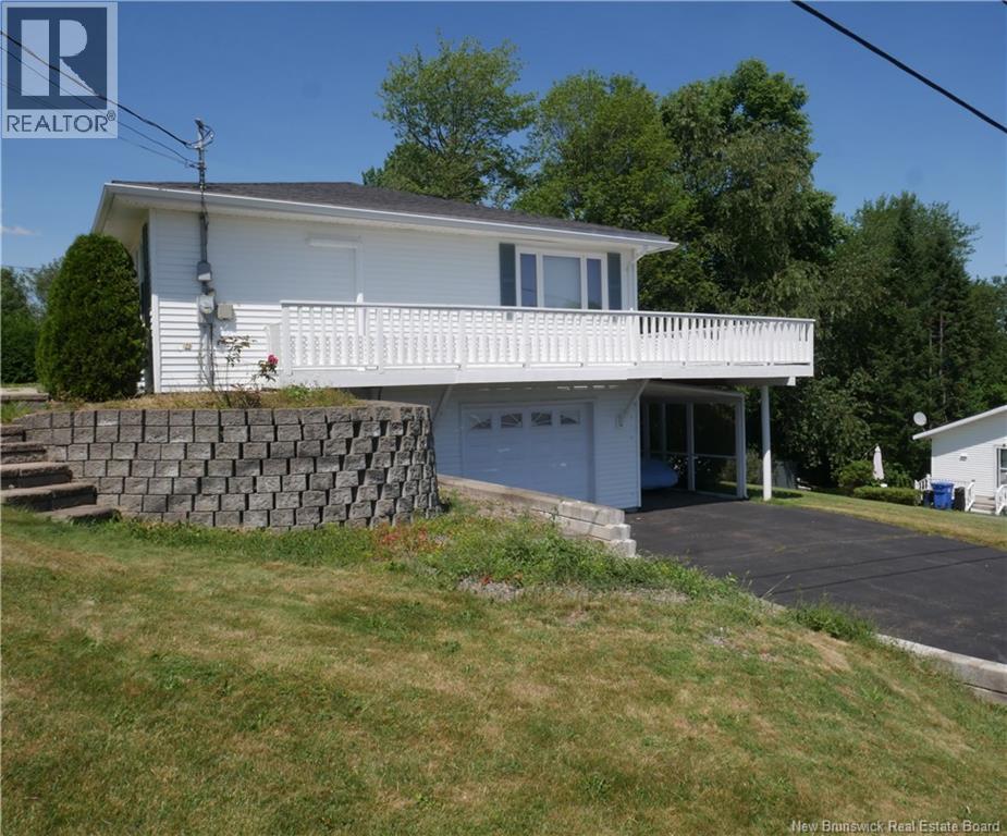 124 Creighton Street, Woodstock, New Brunswick  E7M 1N3 - Photo 3 - NB124252