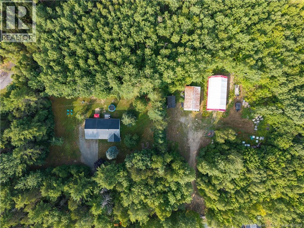 15 Mckinnon Road, Miramichi, New Brunswick  E1V 5Y1 - Photo 1 - NB124275