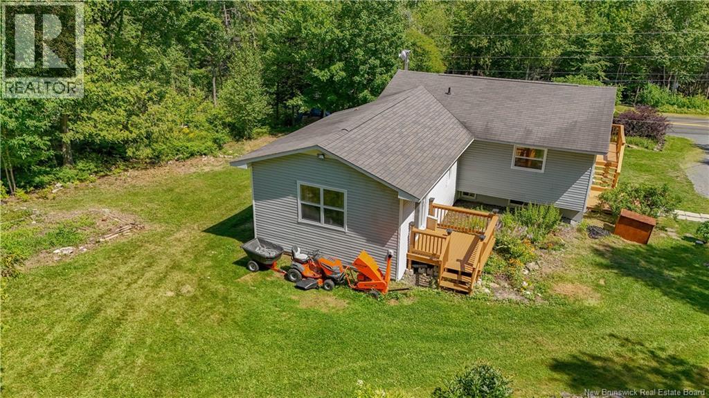 1866 Route 105, Mactaquac, New Brunswick  E6L 1C5 - Photo 29 - NB124177