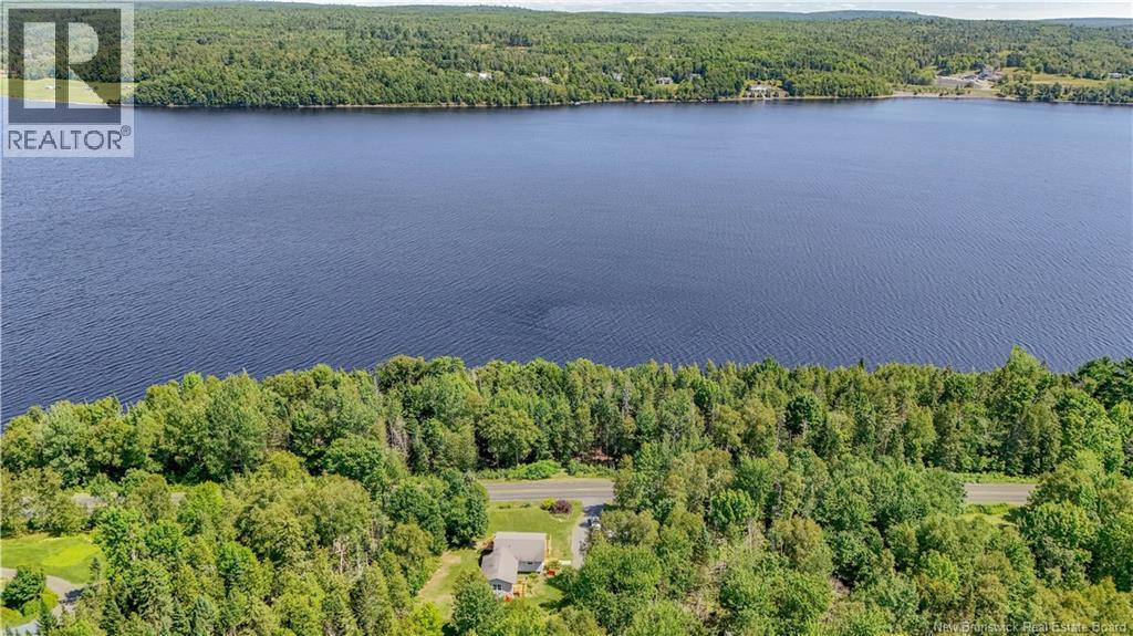 1866 Route 105, Mactaquac, New Brunswick  E6L 1C5 - Photo 31 - NB124177