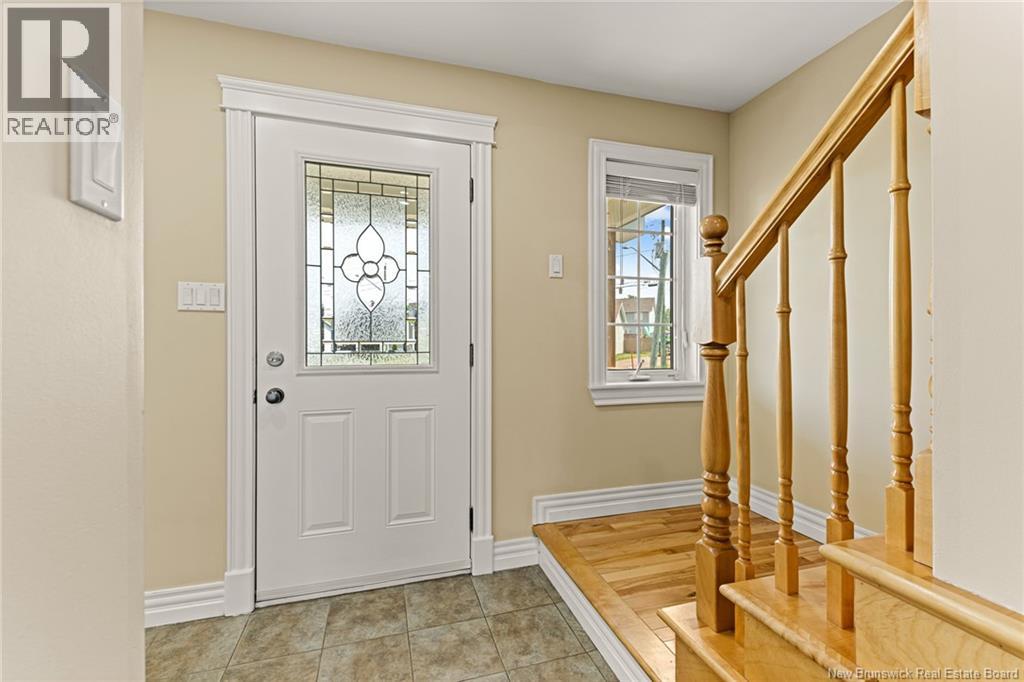 47 Fieldbrook, Moncton, New Brunswick  E1G 5K9 - Photo 2 - NB124251