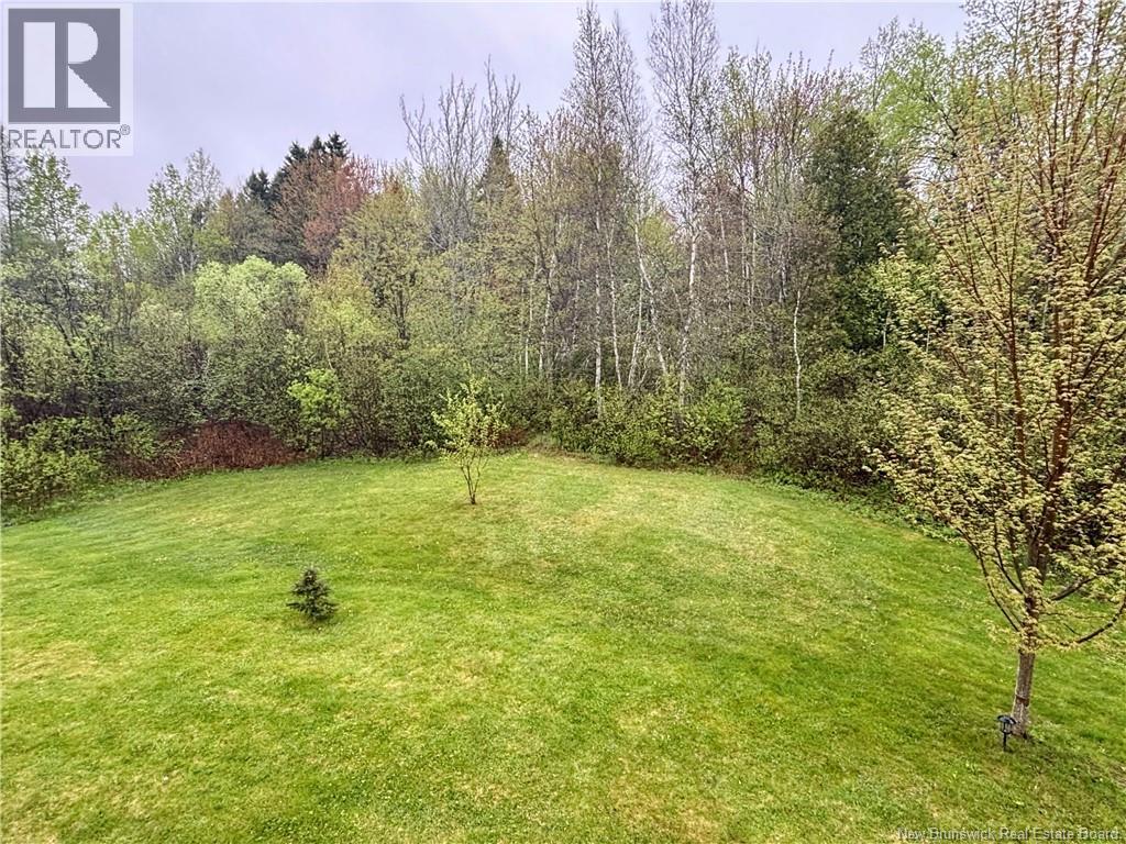 21 Rogers, Berry Mills, New Brunswick  E1G 2N2 - Photo 10 - NB124176