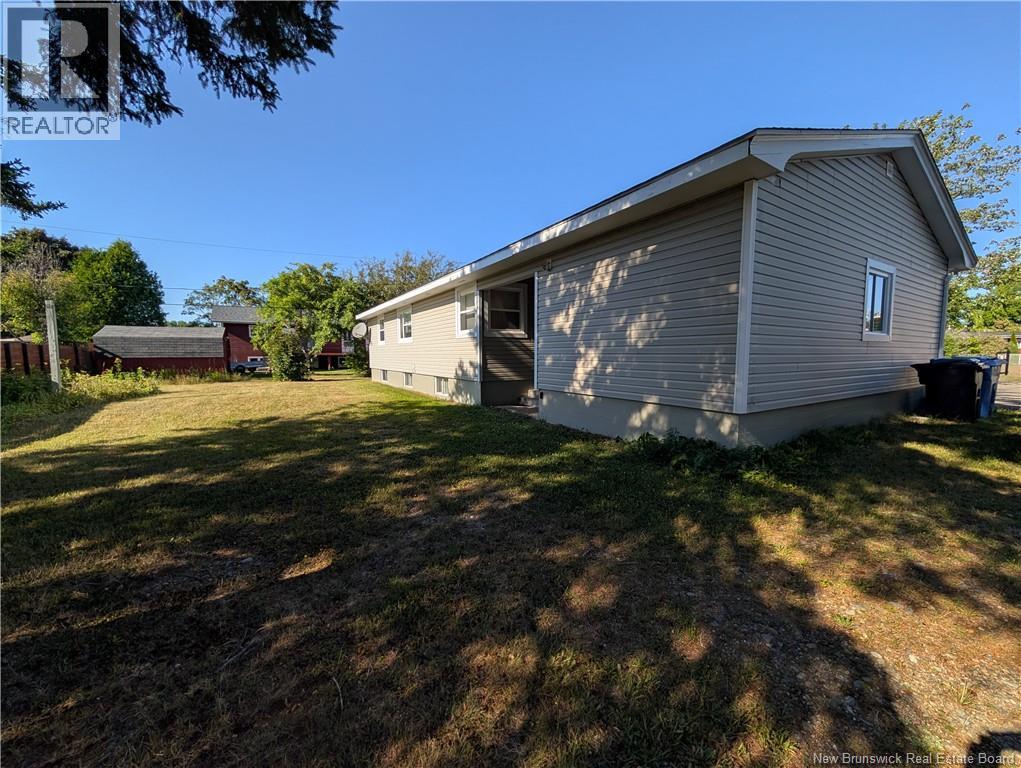 934 Hay Crescent, Bathurst, New Brunswick  E2A 3S2 - Photo 8 - NB124333