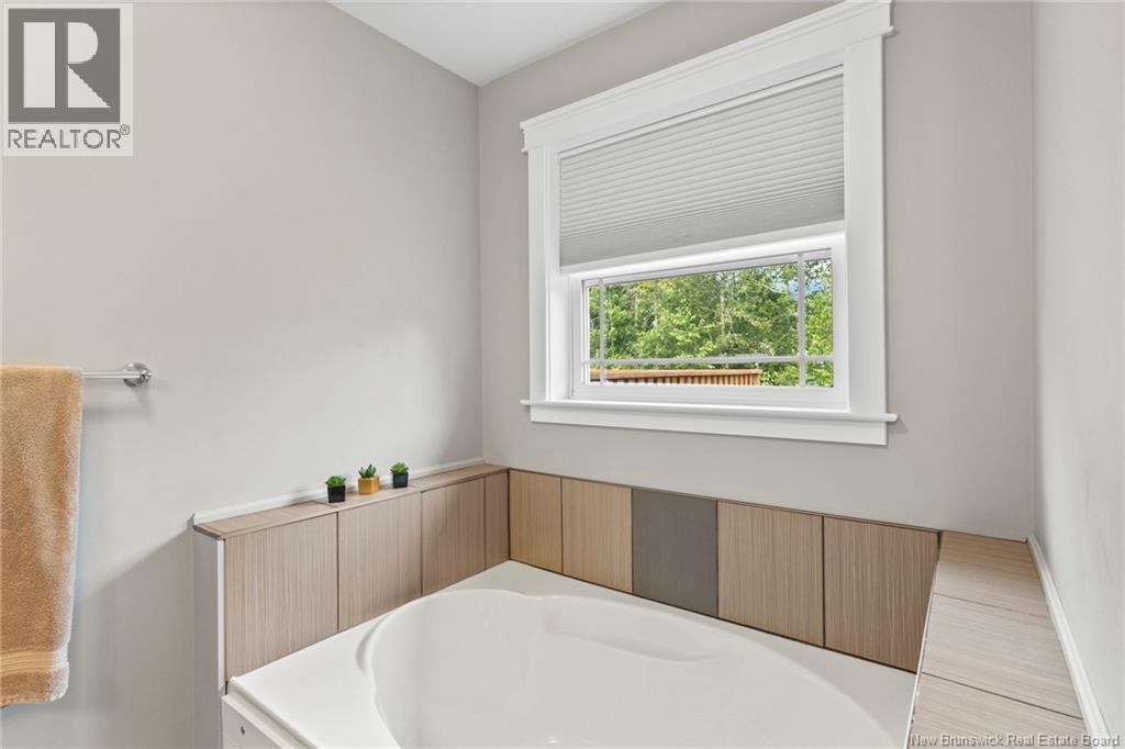 415 Goodine Street, Fredericton, New Brunswick  E3B 0H7 - Photo 22 - NB124094