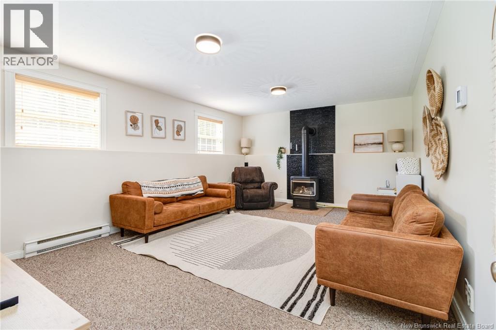 166 Rolling Hill, Fredericton, New Brunswick  E3A 9V5 - Photo 43 - NB124348