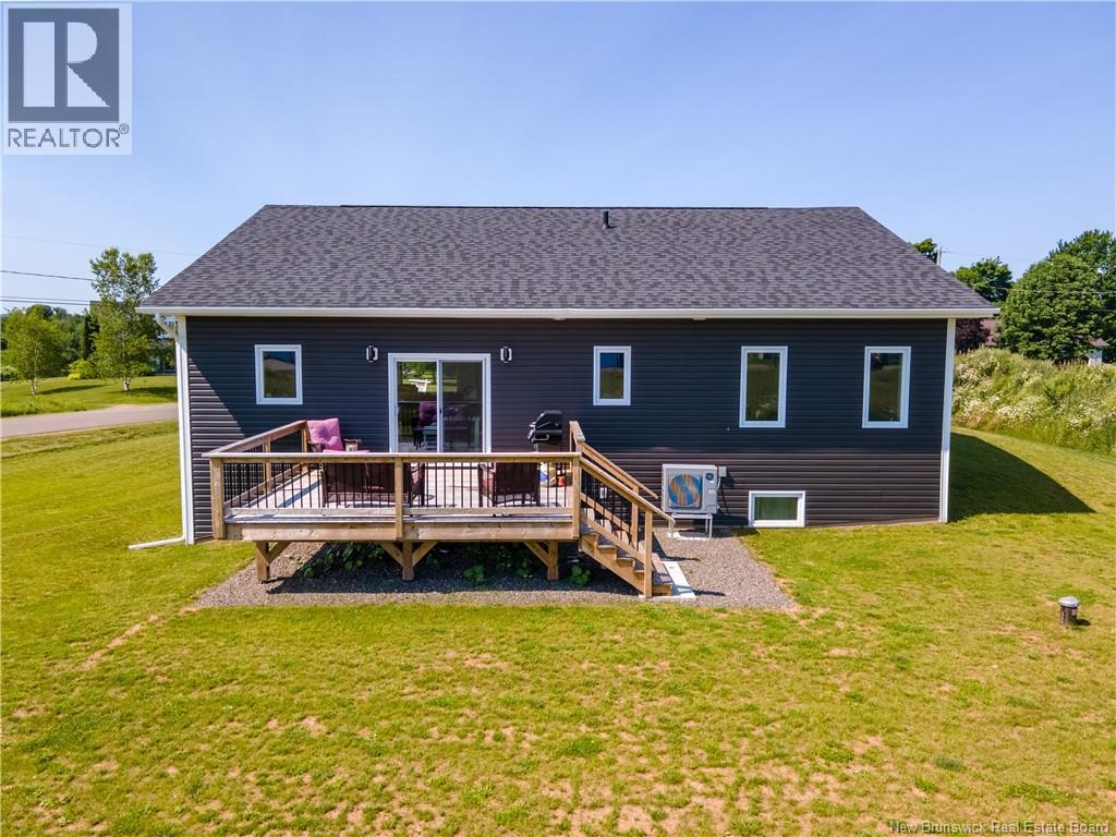 11 Riverside Drive, Petitcodiac, New Brunswick  E4Z 0K7 - Photo 2 - NB124402