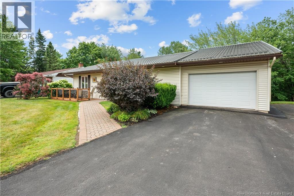 115 Canusa, Riverview, New Brunswick  E1B 2W6 - Photo 4 - NB124365