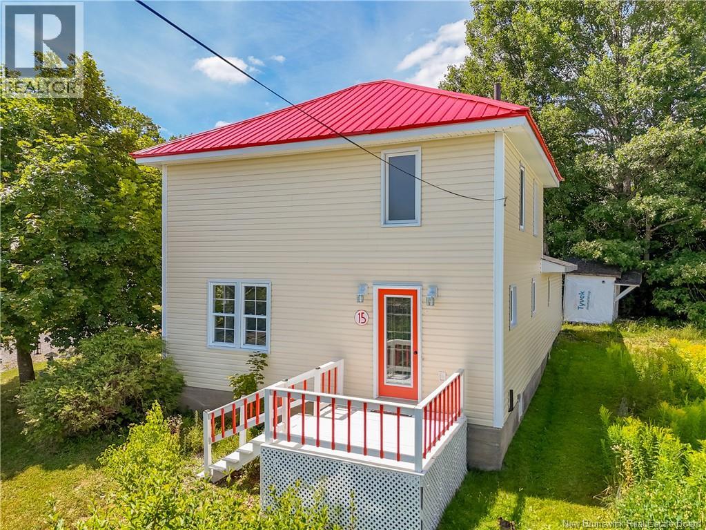 15 Vanceboro Road, Mcadam, New Brunswick  E6J 1Z3 - Photo 2 - NB124400