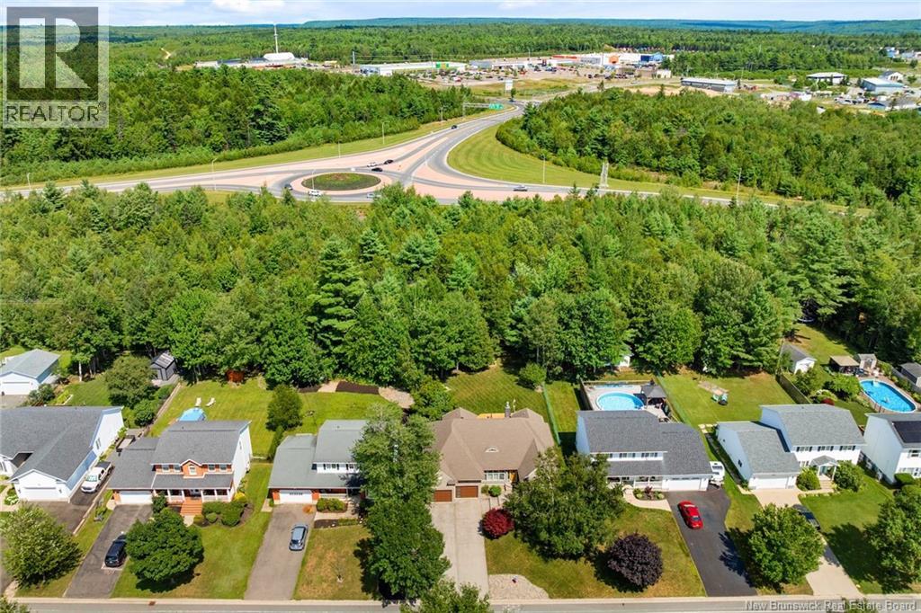 576 Douglas Avenue, Fredericton, New Brunswick  E3A 5T1 - Photo 2 - NB124382