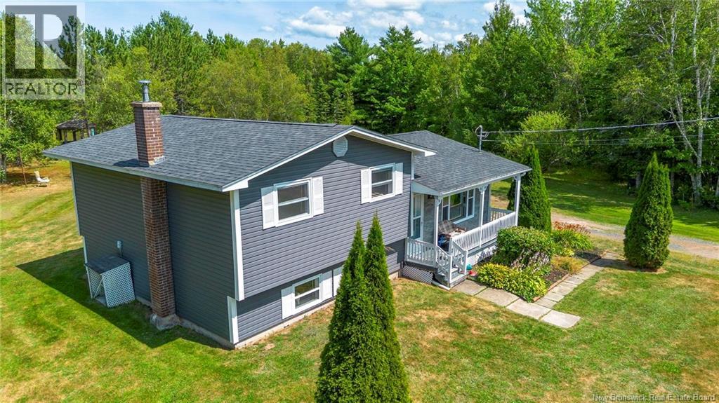 1112 La Vallee, Memramcook, New Brunswick  E4K 1A3 - Photo 2 - NB124386