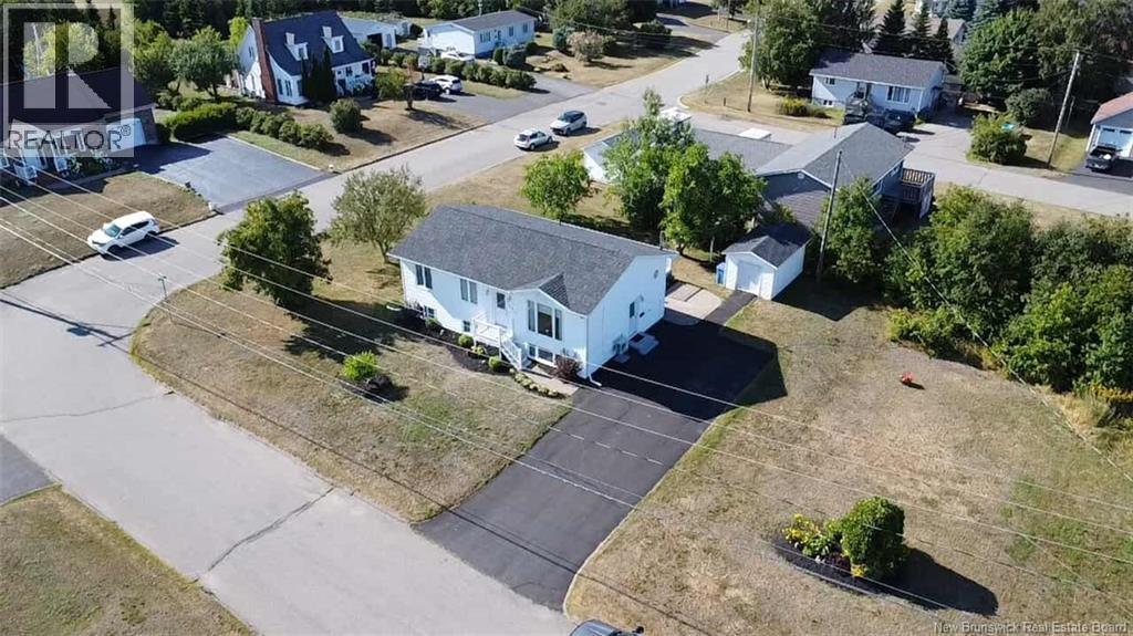 894 Poirier, Bathurst, New Brunswick  E2A 2T8 - Photo 6 - NB124380