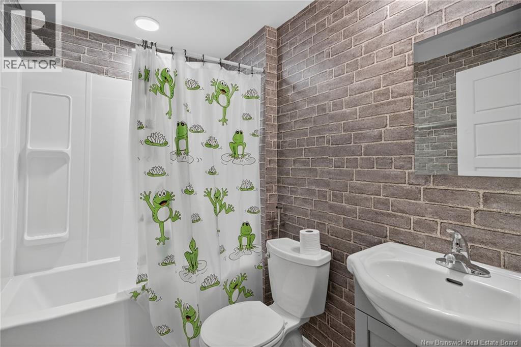 512 Maplehurst Drive, Moncton, New Brunswick  E1G 6E2 - Photo 27 - NB124029